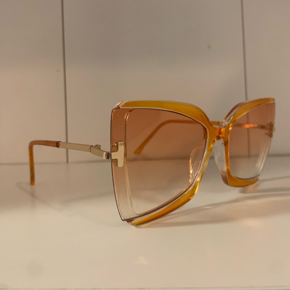 Oversized Orange Yellow and Gold Fashion Sunglasses!! - Picture 13 of 16